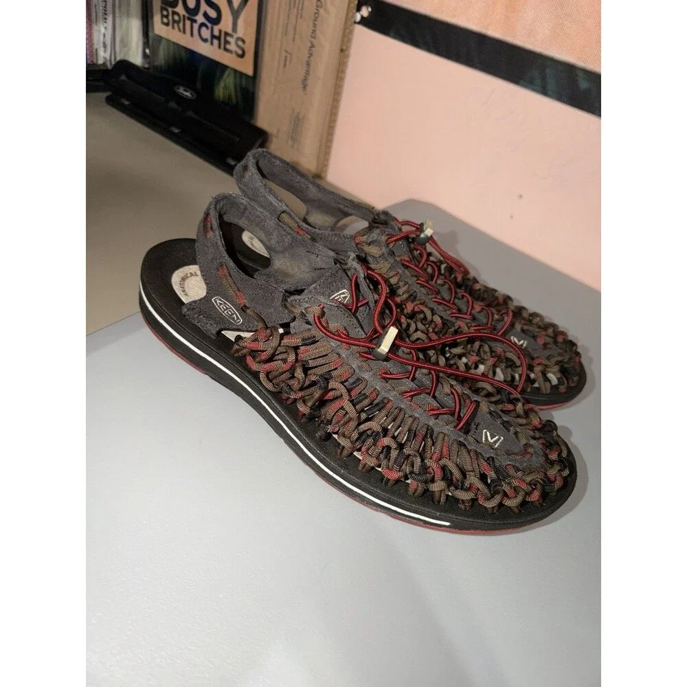 KEEN Sandals Mens 11 Brown Red Two Cord Woven Suede Athletic Hiking Shoes *READ*